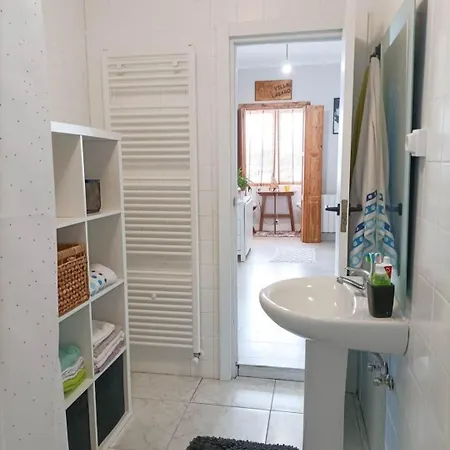 Apartamento Reformado Cerca Del Centro Apartment *